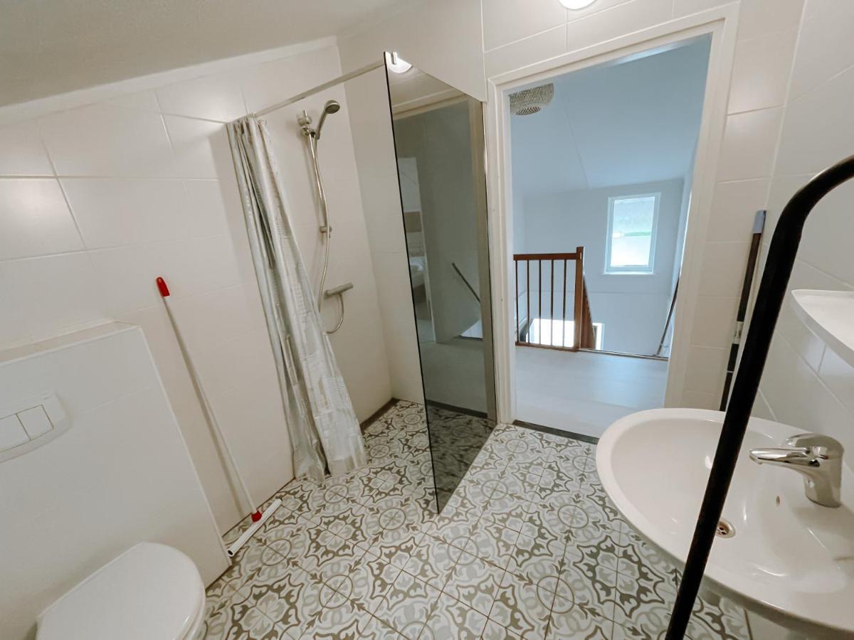 Tzummarum Luxus Familienvilla Mit Jacuzzi & Sauna 2 מראה חיצוני תמונה