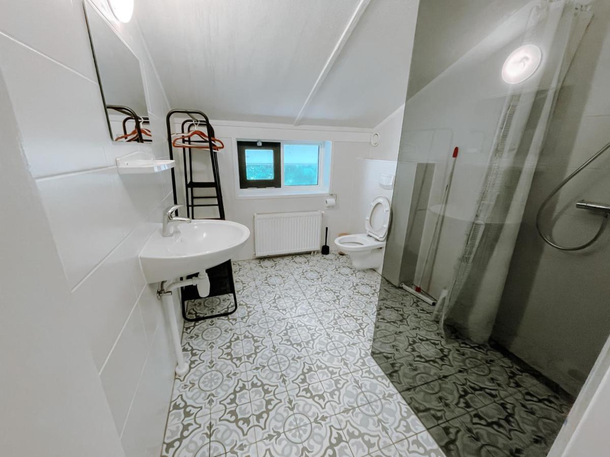 Tzummarum Luxus Familienvilla Mit Jacuzzi & Sauna 2 מראה חיצוני תמונה